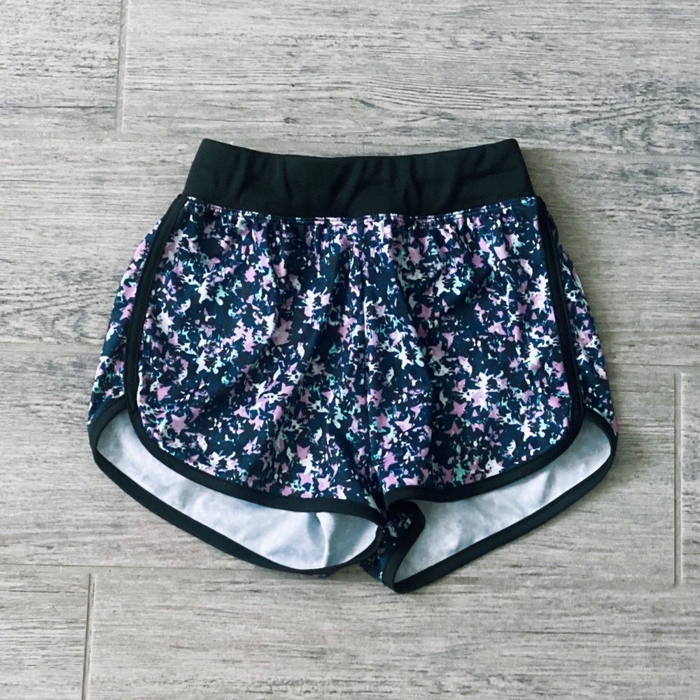 Girls Zella Shorts Size Small (7/8)